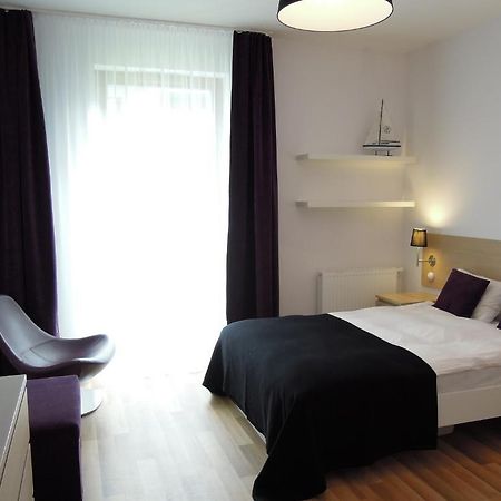 Apartamenty Karawela - Nadmorski Dwor Gdańsk Szoba fotó
